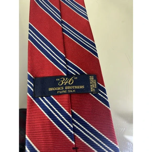BROOKS BROTHERS "346" Pure‎ Silk Red with white & Navy blue Striped Neck Tie - Picture 3 of 5